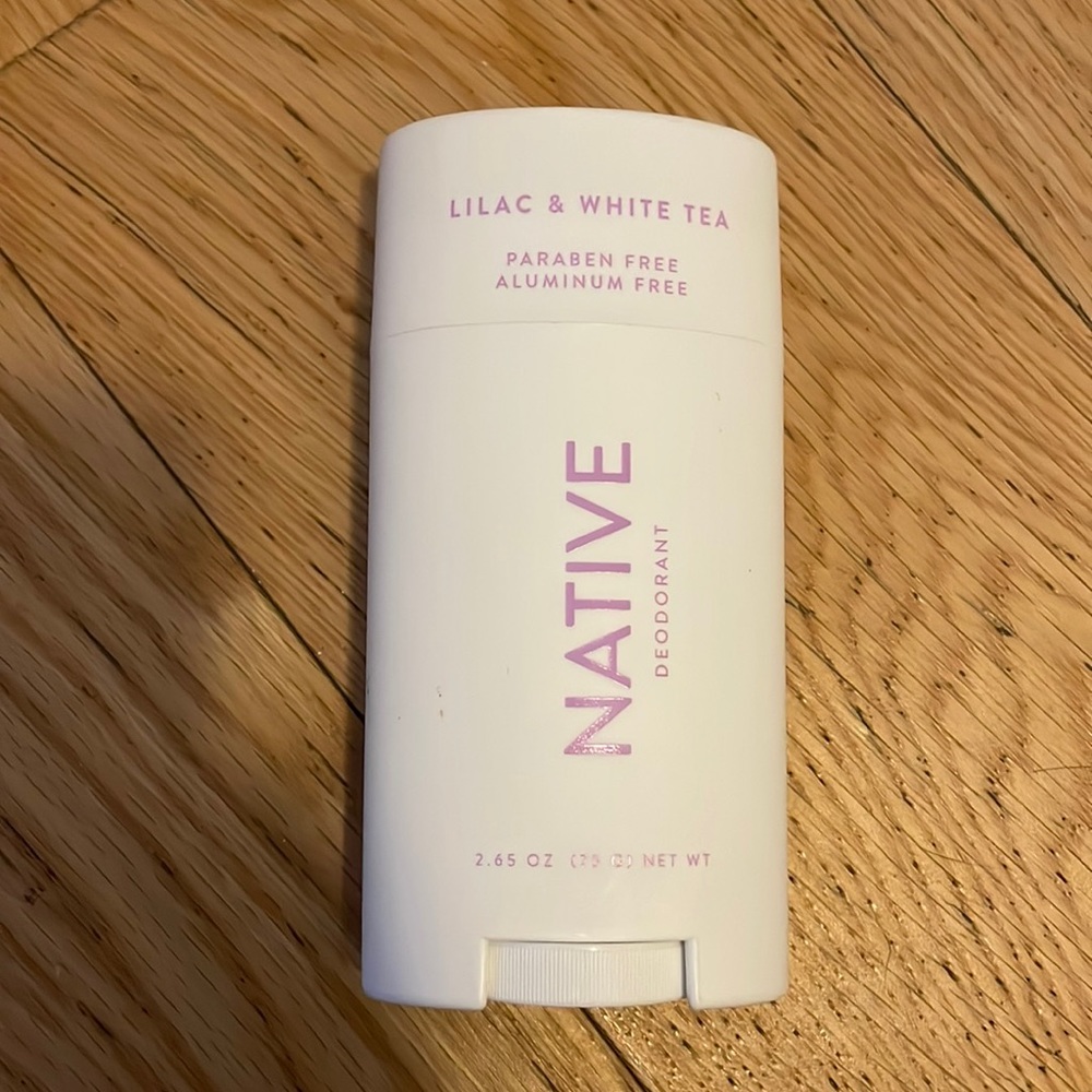 Native Deodorant - lilac & white tea scent
